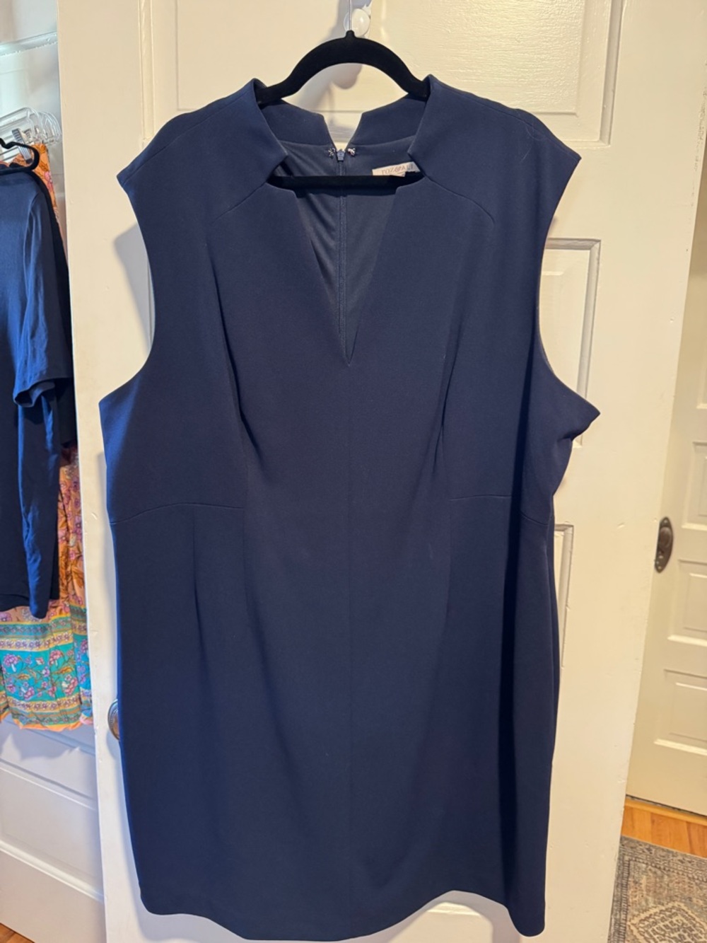 Sleeveless Navy Shift Dress - Classic Workwear
